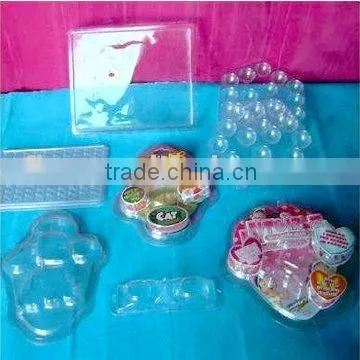 clamshell packaging