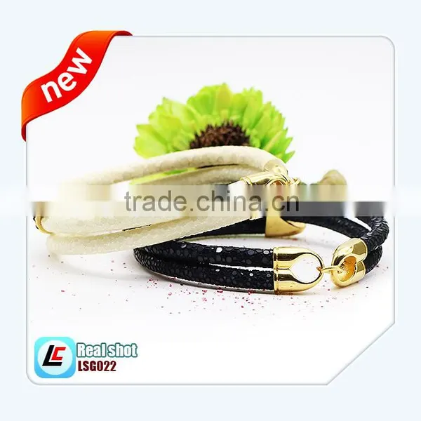 Most Popular Genuine Bracelet Men ,high Class Red Stingray Cord for Watch Lovers,fashion Wrap Bracelets Leather Treaty Bracelet
