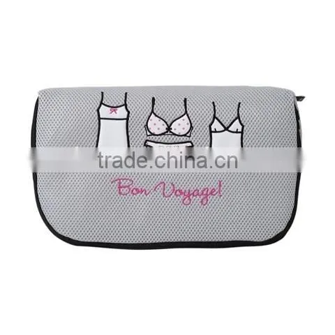 YIWU RODA 100% Polyester High Quality of Sandwich Mesh Embroidery Folding Laundry Bag photo-5