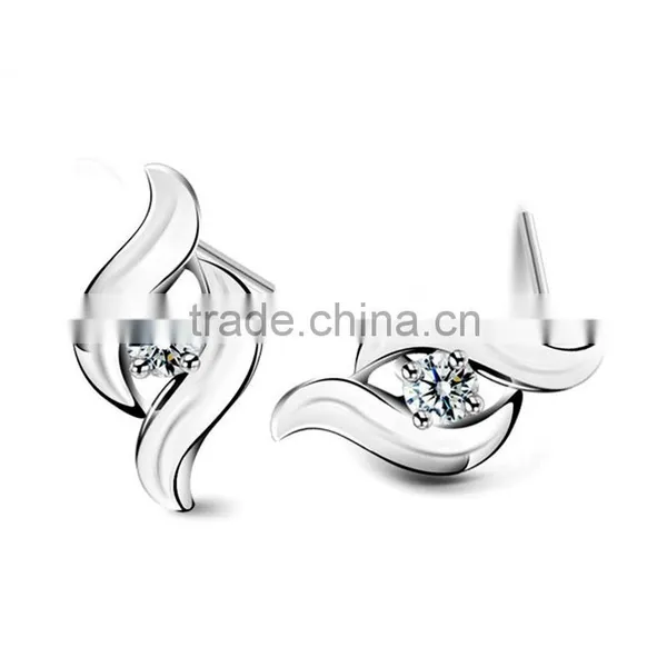 Multi Colar Zircon Sea Shell Shaped Prong Setting Ear Studs photo-2