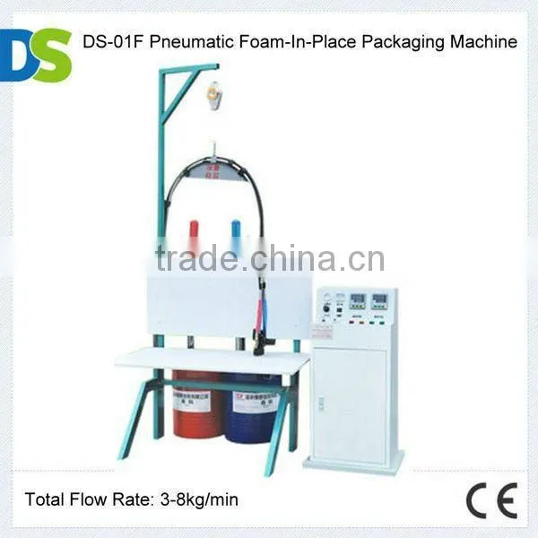 Refrigerator filling foam machine