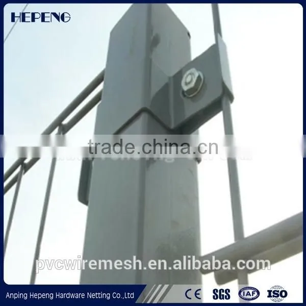 High Quality Welded Steel Wire Double Wire Fence Made in China photo-2