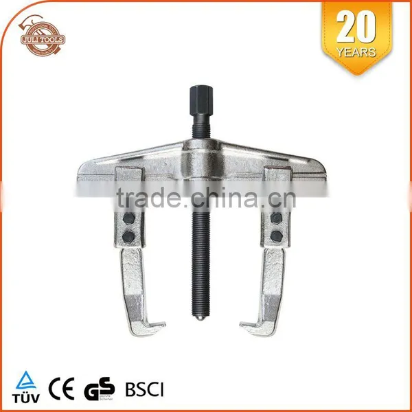 Auto Repair Tools 4" Single Hole Multi Purpose Three-Jaw Gear Puller photo-3