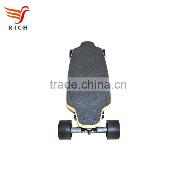 T3 Best Outdoor Sport Battery Electric Skateboard for Sale photo-4