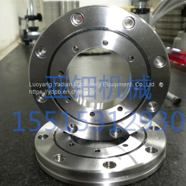 CRBD05515 WWC8P5 Hiwin CRBD Crossed Roller Bearings With Mounting Holes photo-3