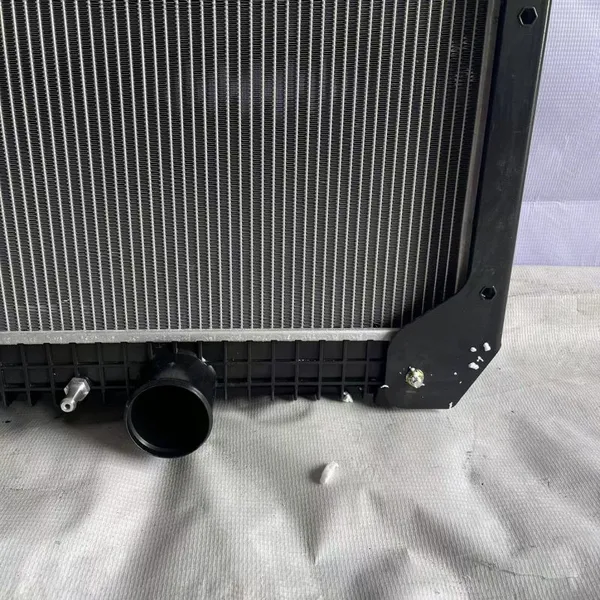 Radiator for FAW DONGFENG J5 J6 TRUCK Radiator 1301010-54G photo-6
