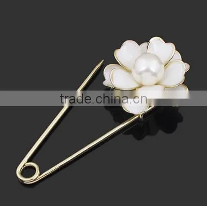2016 Thanks Giving Gift Festival Gift Elengent Brooch Sweater Chain photo-2