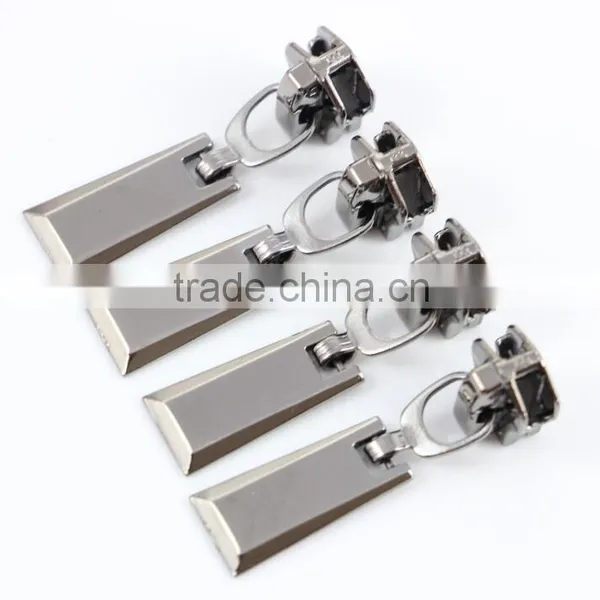 Technical Fashion Glossy Metal Zipper Slider Wholesale OEM Zipper Slider photo-3