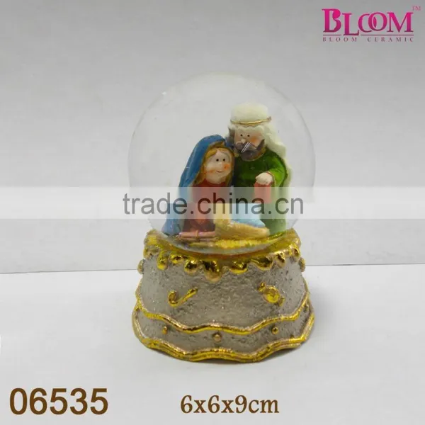 Hot Sale Custom Polyresin Water Globe