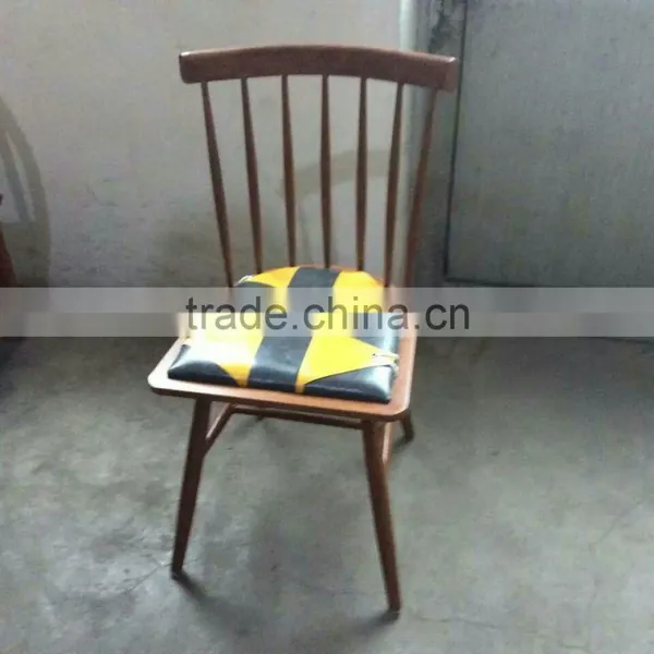 2016 Hot Selling Modern Design High Quality Wood Copy Metal Dining Chair photo-3