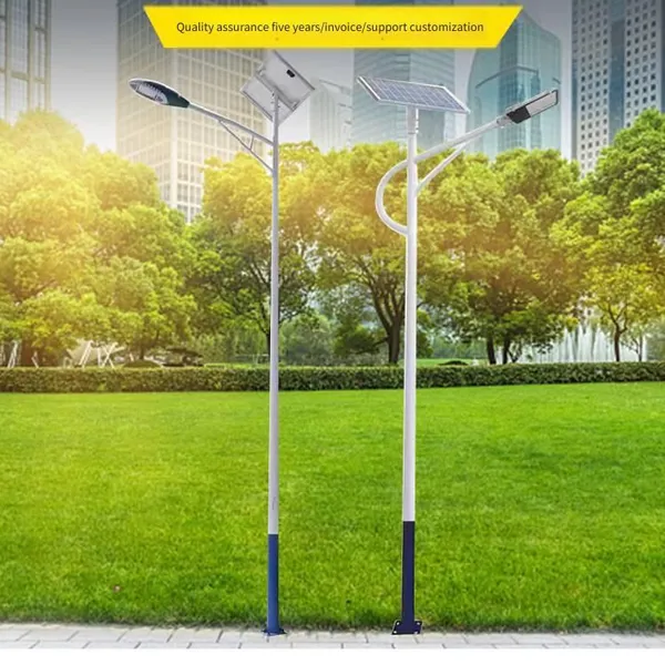 Installation of Yangquan Solar Street Lights, 60-watt Golden Bean Lamp Head Hl-tyn00123 for Yangquan Solar Street Lights photo-2