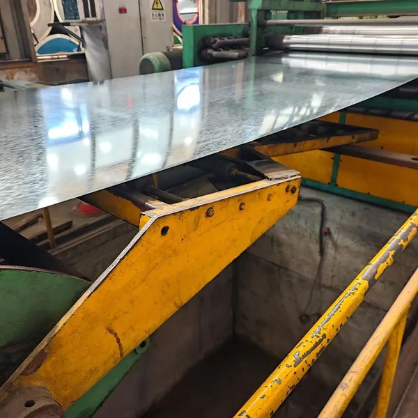 GI Sheet Factory Coated Dx51 0.3*1200mm 0.5*1200mm 0.5*1200mm Cold Rolled/Hot Dipped Metals Iron Galvanized Steel Sheet Plate photo-2