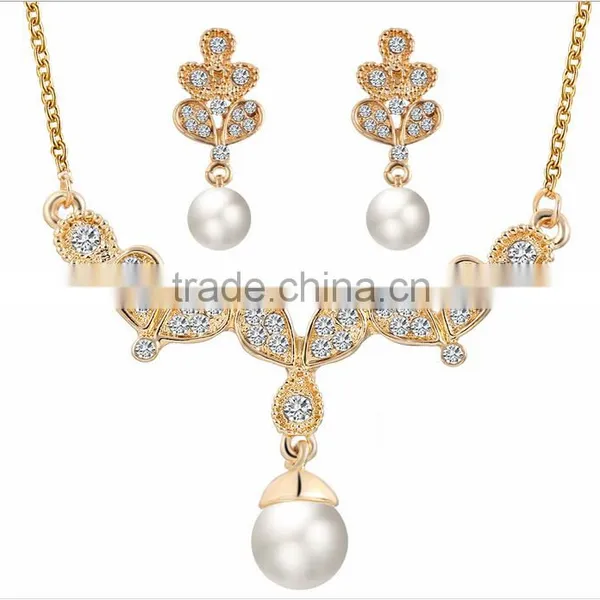 Newest Women Fashionable Pearl Wedding Necklace and Earrings Set Jewelry Set photo-4