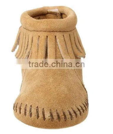BYTCO Little Peanut Crib Shoe Back Flap Bootie (Infant) photo-2