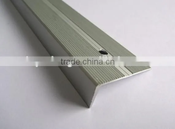 High Quality Triangle Shaped Aluminum Extrusion Profile for Floor Tile Trim photo-6