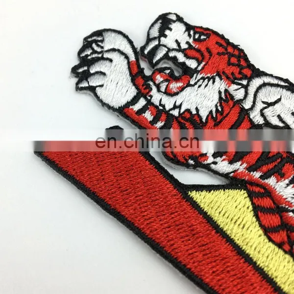Professional Clothes Accessory Embroidered Badges Flower Embroidery Patch photo-3