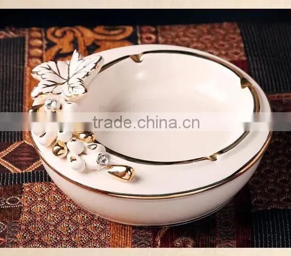 2016 Delicated BHM K-896 Ceramic Ashtray Art and Craft for KTV Home Decor photo-3