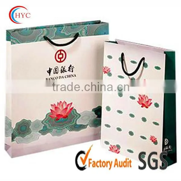 Fashion Paper Bags With Handles Wholesale photo-3