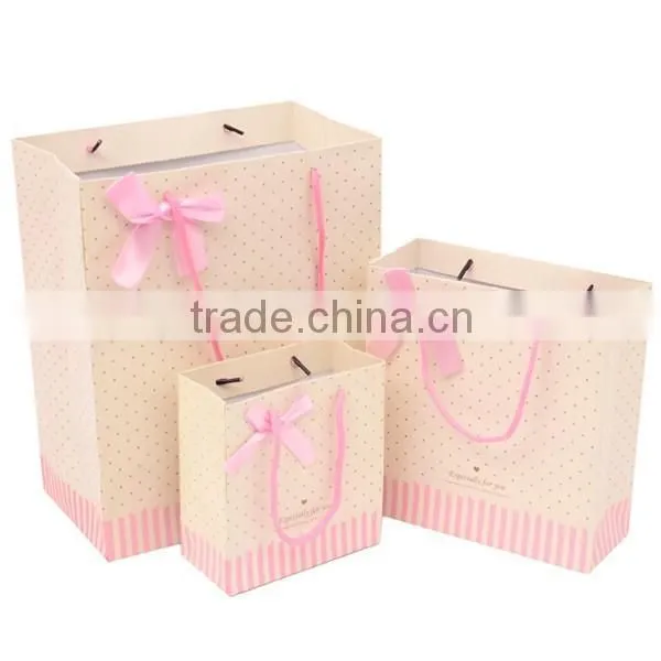 Sweet Light Color Paper Bag With Logo Print photo-2