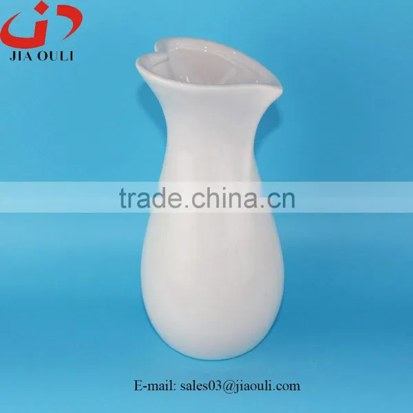 BSCI Audit Factory Cheap Heart Shape Ceramic Vase, Wedding Centerpiece Vases photo-4