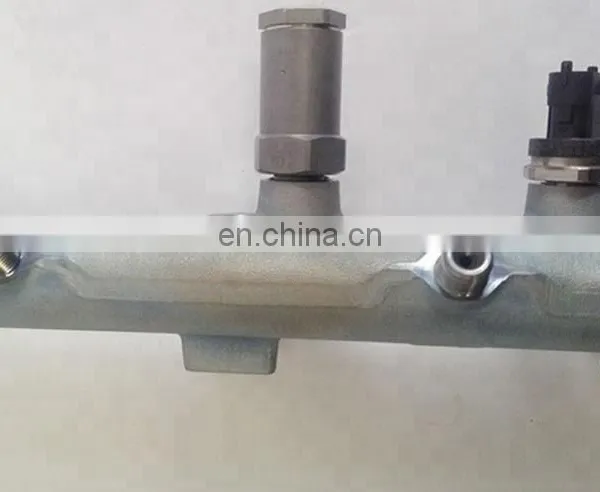 ISLE Engine Diesel Fuel Rail 3963815 / 0445226025 photo-4