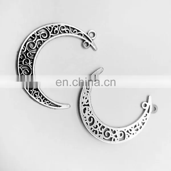 China Factory Multifunctional Hanging Metal Buckle Smile Emoticon Accessories For Kids For Gifts photo-3