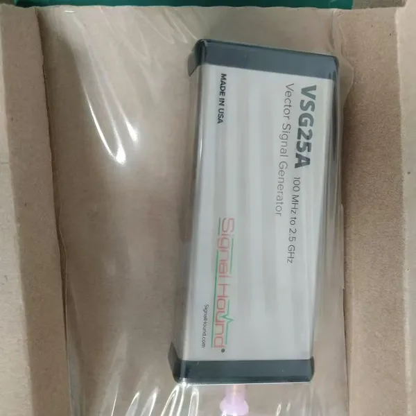 Signal Hound VSG25A Генератор векторных сигналов 100МГц - 2,5ГГц, питание по USB, новый, в наличии. Signal Hound