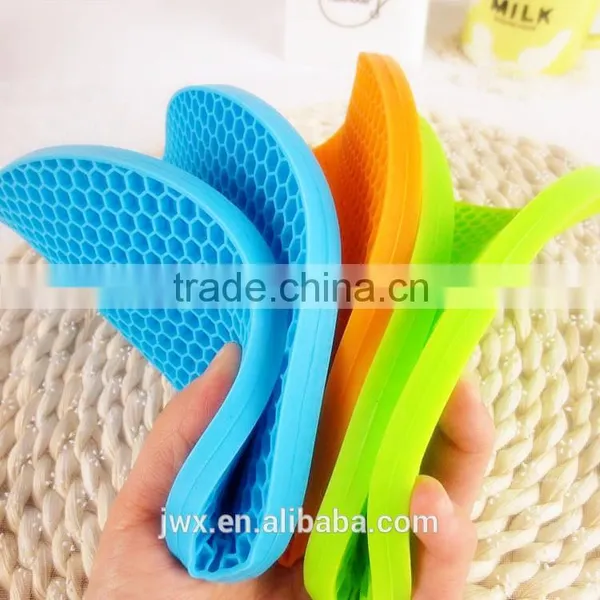 Wave Design Round Silicone Mat for Dish Plate and Pot photo-5