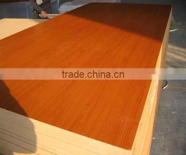 2.5mm LINYI Plywood Cheap and Good Quality MDF, Medium Density Fiberboard( MELAMINE FACED MDF) photo-3