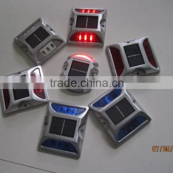 Anti-high Temperature Aluminum Led Solar Road Stud photo-2
