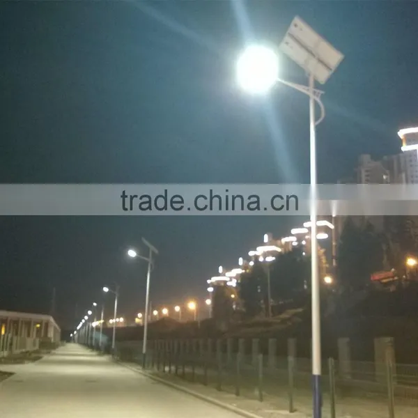 Hot Sale IP65 Waterproof 9m 60w LED Light Solar Street Light photo-3