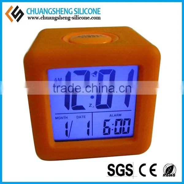 Shaking Radio Alarm Clock photo-3