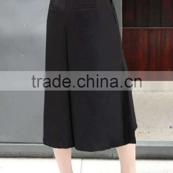 New Style Outdoor Wholesale Sexy Women Capri Pants Customized photo-3