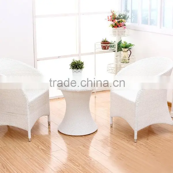 Tempered Glass Round Table Set With Two Rattan Chairs for Outdoor Used