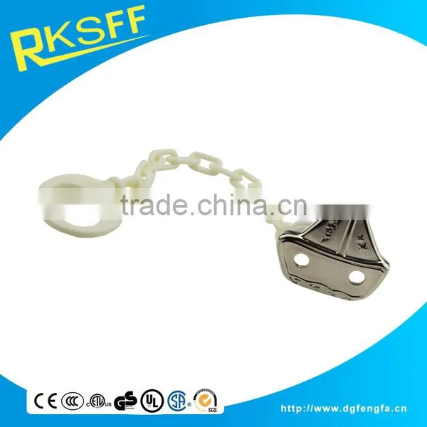 Hot Sale Eco-friendly Zinc Alloy Baby Pacifier Clip With High Quality photo-3