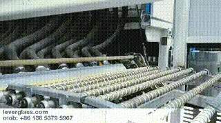 Automobile Curved Glass Tempering Furnace/ Sidelites Glass Making Machine photo-5