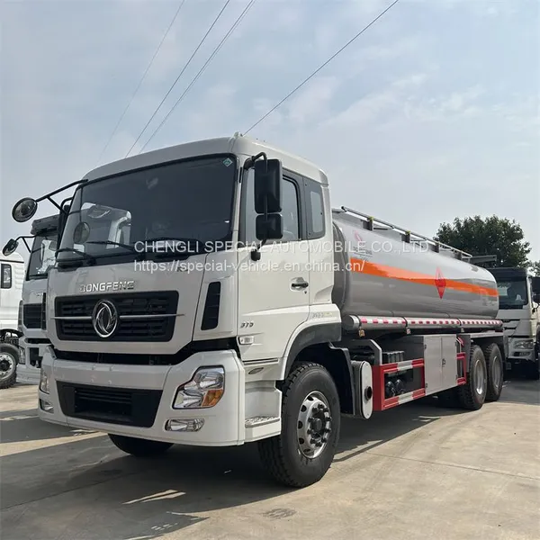 Синотрук HOWO Завод Синотрук 4X2 6X4 8X4 10 куб. м 20 куб. м 30 куб. м Правосторонняя Управляемость Транспортная Самосвалная Грузовая Грузовик для Транспортировки Газа