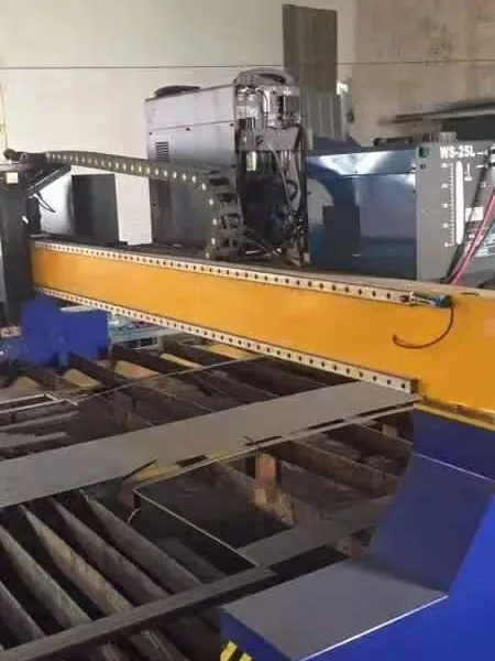 Second-hand Gantry Heavy-duty Plasma Flame Cutting Machine With a 4-meter Span and Good Condition photo-2
