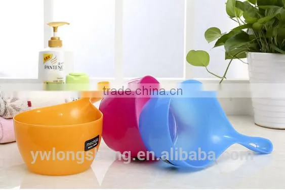 High Quality Plastic Bailer With Long Handle