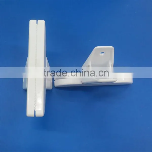 Printed Logo Plastic Colorful Clothing Clips photo-2