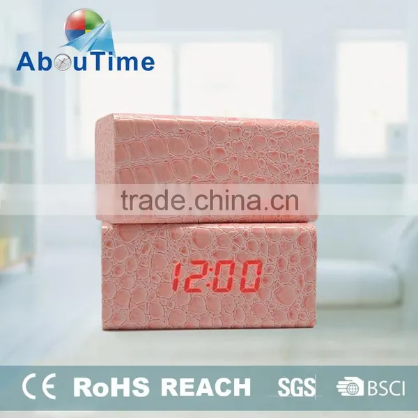 2016 New PU Wooden Led Digital Alarm Clock photo-4