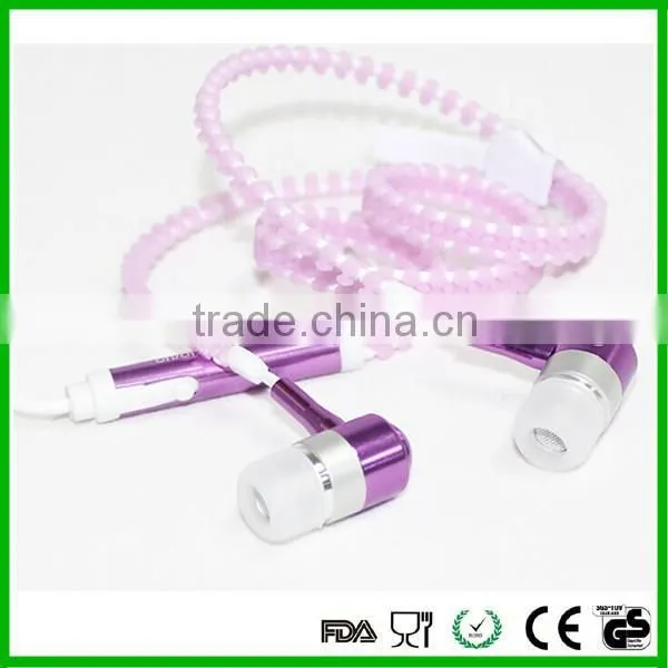 Retractable Earphones With Mic Speaker photo-5