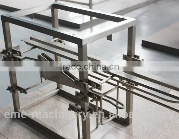 Live Chicken Slaughterhouse Poultry Carcass or Claws Automatic Unloading Device Abattoir Machinery of Poultry Slaughter Line photo-4
