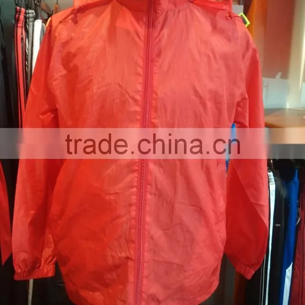 Popular Hot Selling Polyester Rain Jacket for Man photo-3