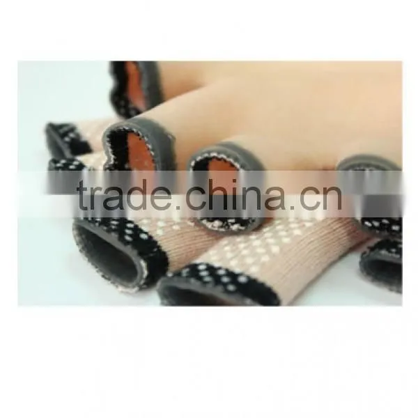 Moisturing Fingerless Open Finger Gel Gloves photo-2