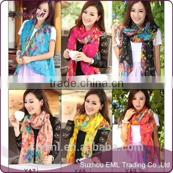 Cheap Promotion & Premium Gift Scarf in Printing Design Scarf photo-3