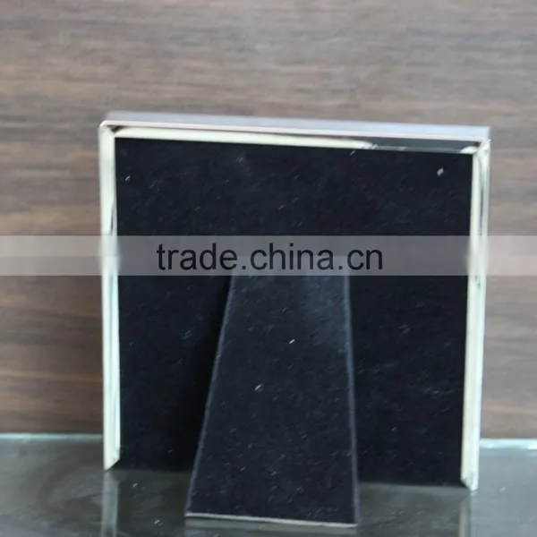 Sentient Harmonious Man And Wife Iron Photo Frame photo-3