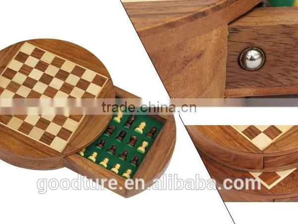 Mini Round Box Magnetic Wooden Chess Set photo-3