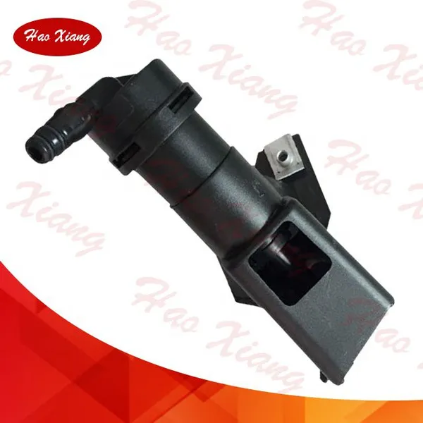 Car Headlamp Washer Nozzle 85207-05010 photo-2