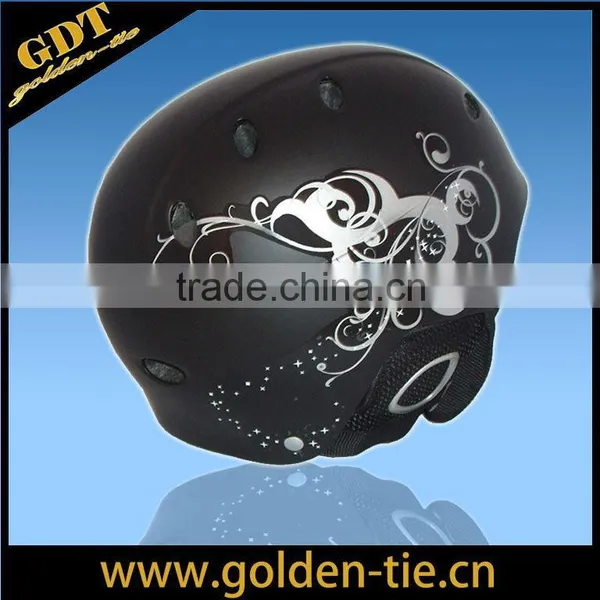 Ski Helmet With Ear Protector in Dongguan